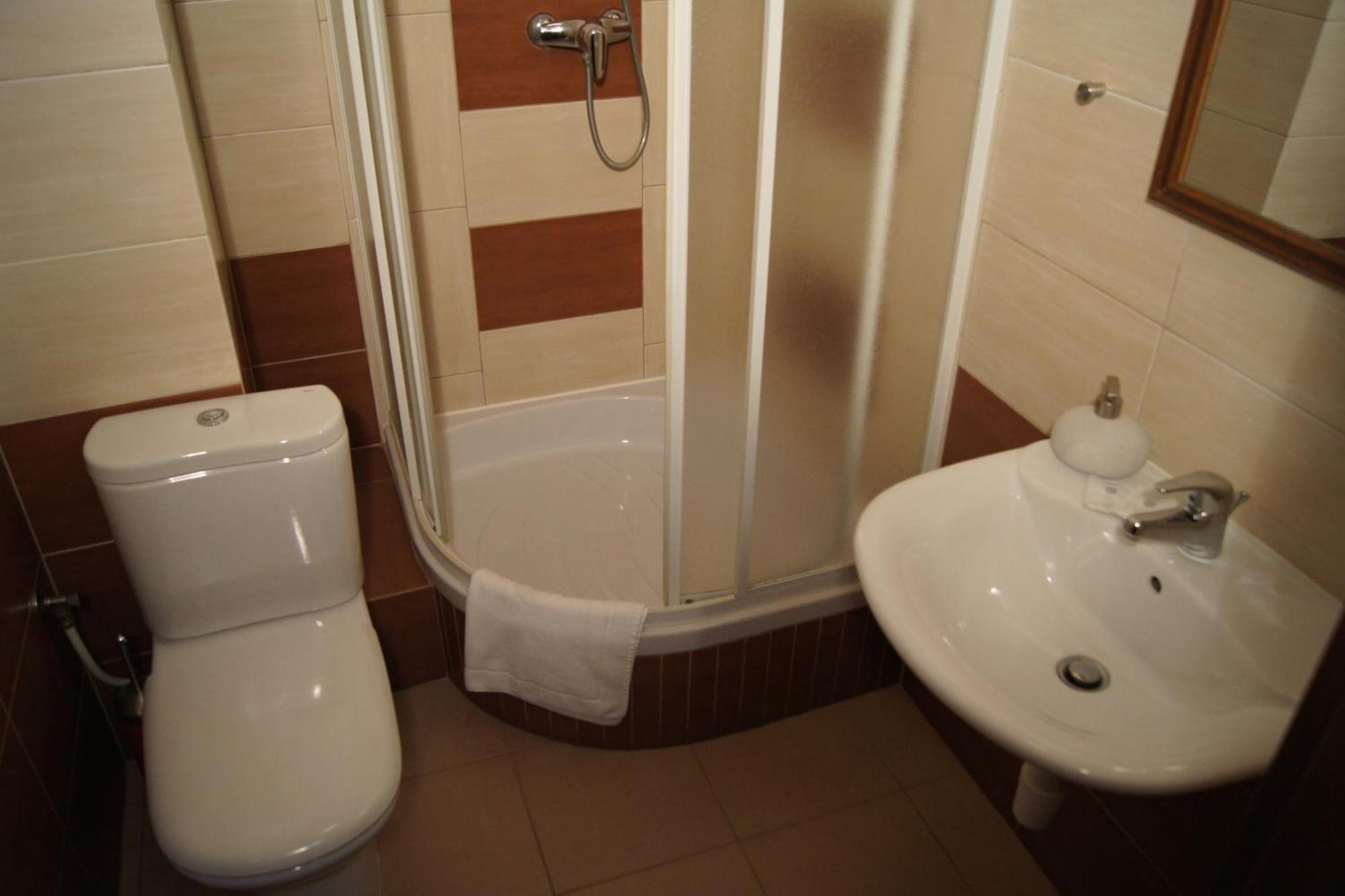 Hotel Pod Herbem -Pokoje Ozonowane Białystok Oda fotoğraf