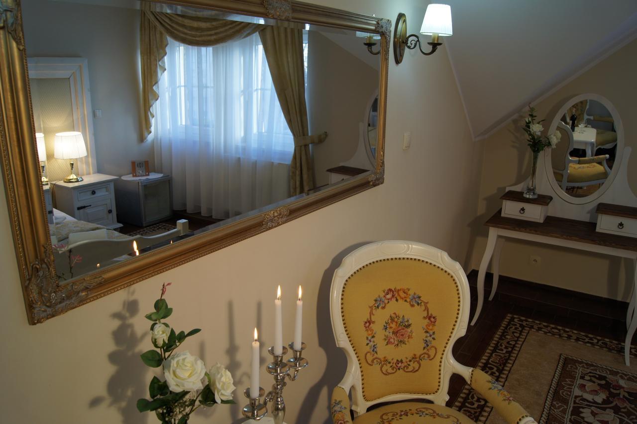 Hotel Pod Herbem -Pokoje Ozonowane Białystok Dış mekan fotoğraf
