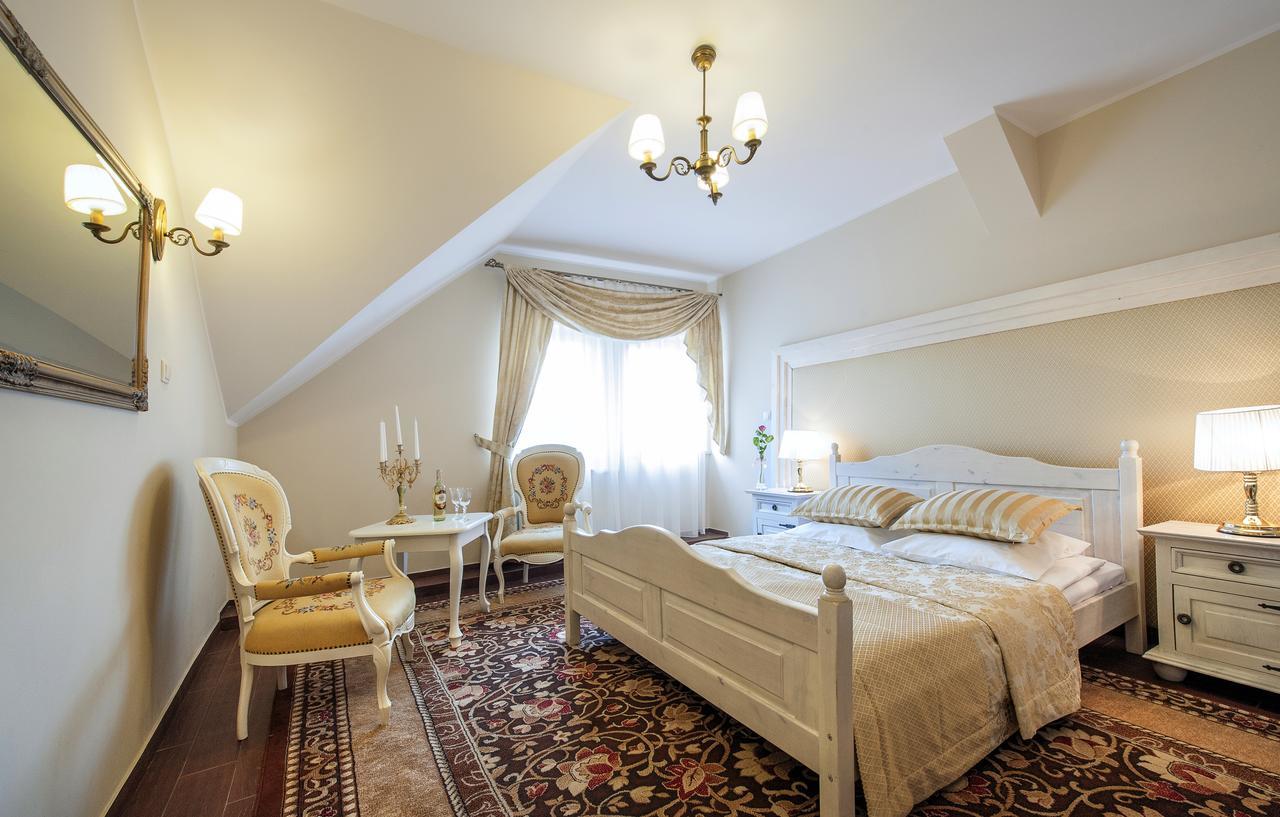 Hotel Pod Herbem -Pokoje Ozonowane Białystok Dış mekan fotoğraf